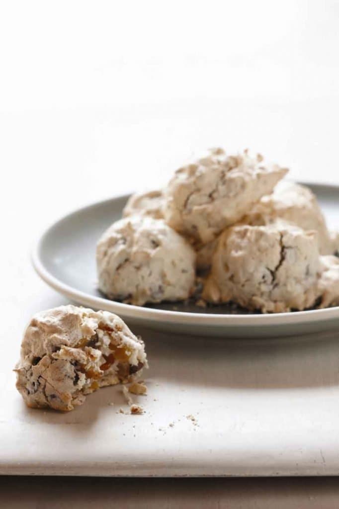 chocoalte cranberry coconut macaroons