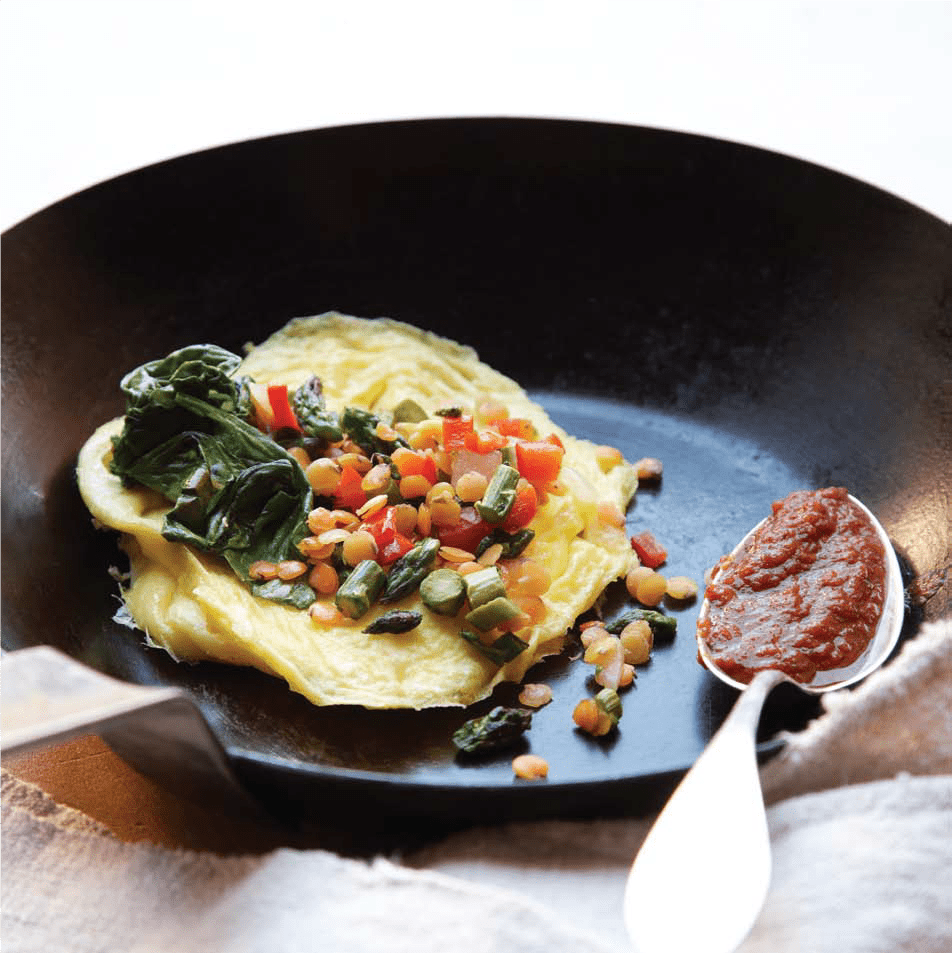 Cactus flower omelet in pan